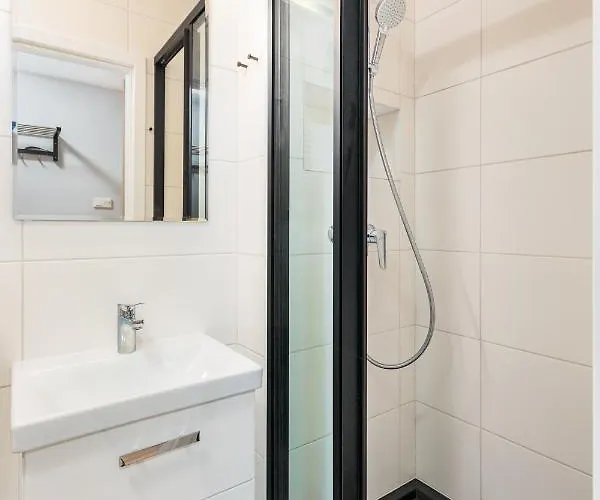 Pulawska 54/56 By Homeprime Daire